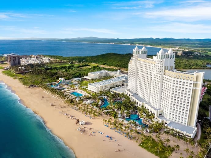 Hotel Riu Emerald Bay - All Inclusive, Primary image