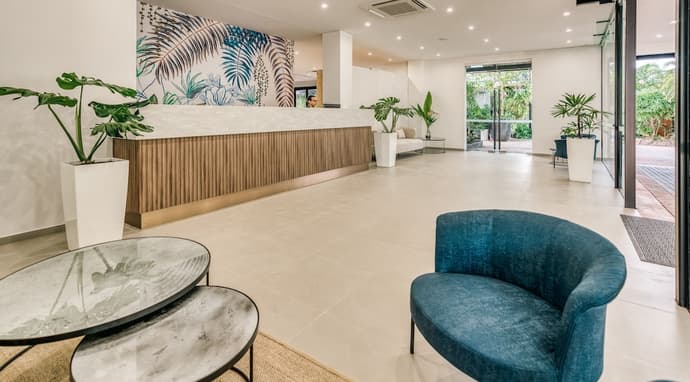 Palms City Resort, Reception