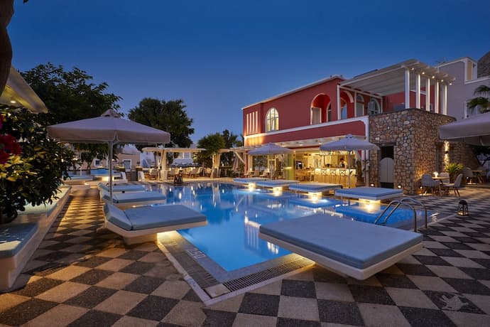 Blue Sea Hotel, Primary image