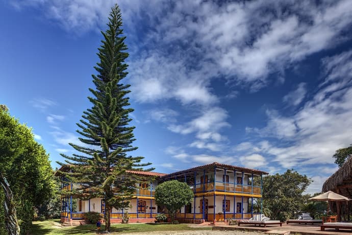 Hacienda Combia, Primary image