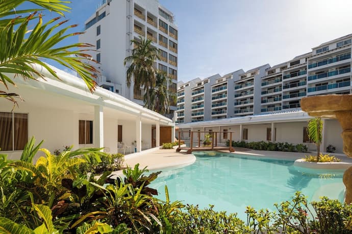 Hotel El Dorado, Primary image