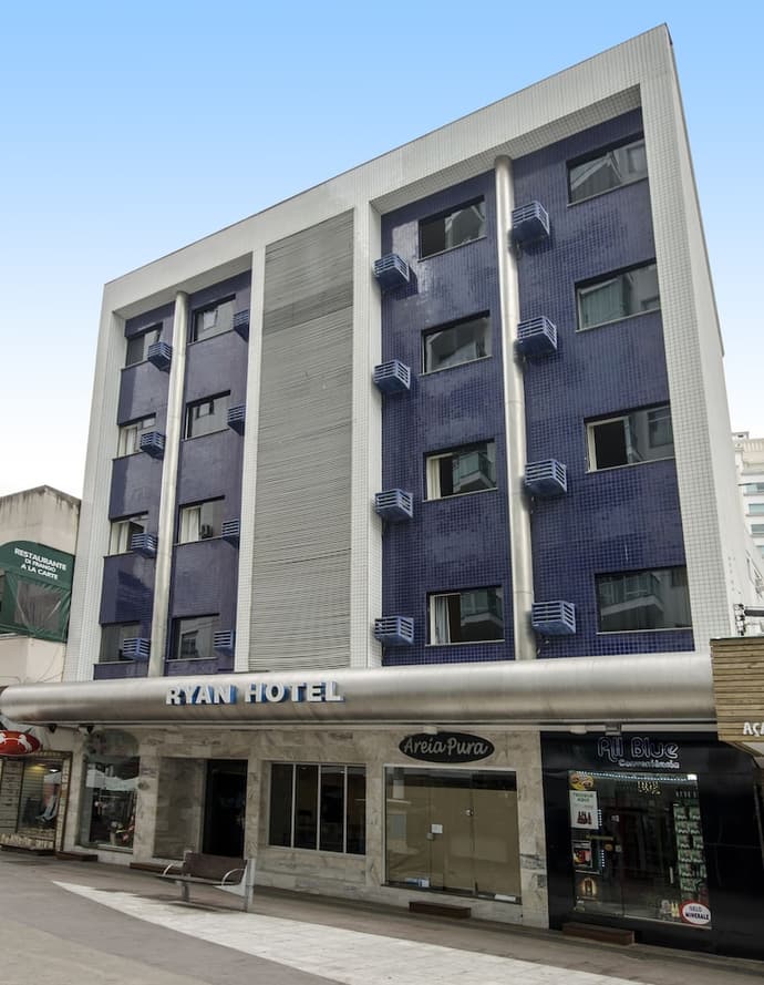 Hotel Ryan, Primary image