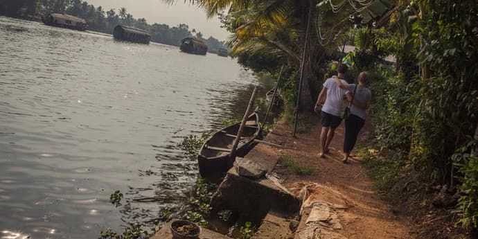 North to South India: The Taj Mahal & Goa Good Times