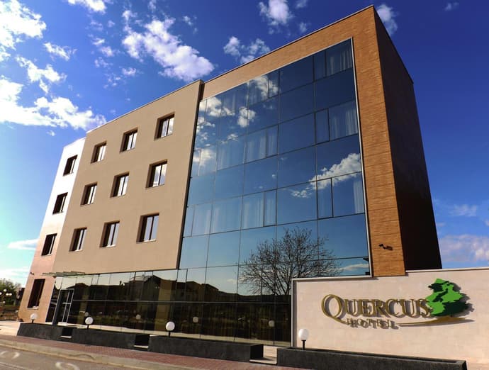 Hotel Quercus, 
