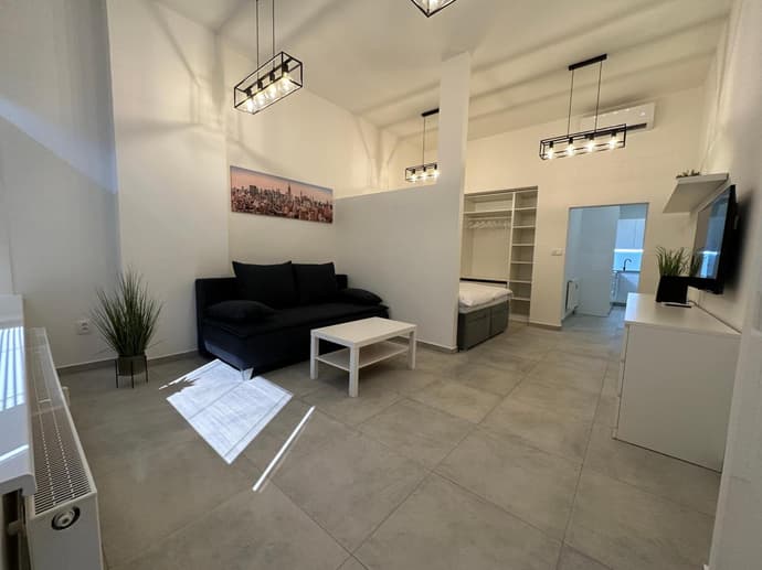 Krásny byt - veľký apartmán v blízkosti centra, 