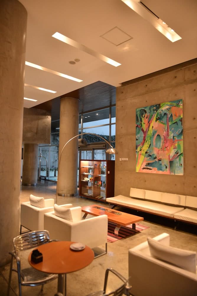 Design Suites Salta, Lobby
