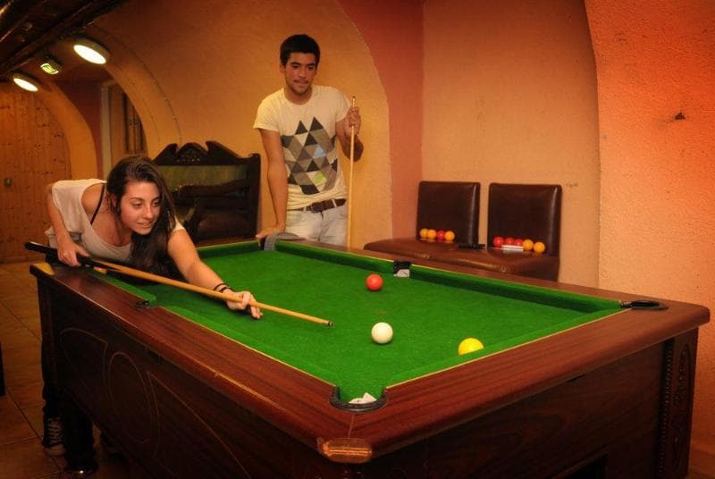 Isaacs Hostel