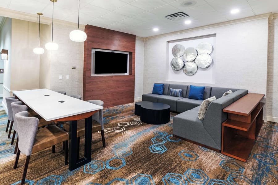 DoubleTree by Hilton Tulsa Downtown