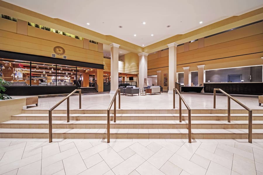 DoubleTree by Hilton Tulsa Downtown