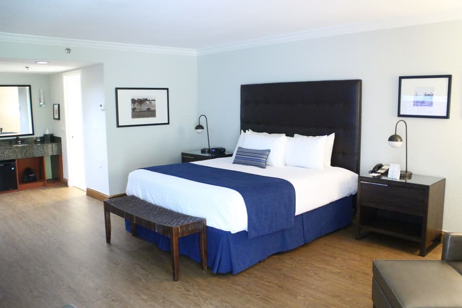 Miami Lakes Hotel