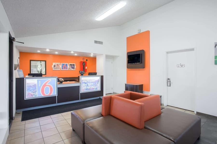 Motel 6 Kingman, AZ - Route 66 West