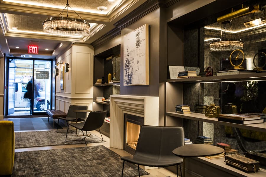 Hotel 32 32