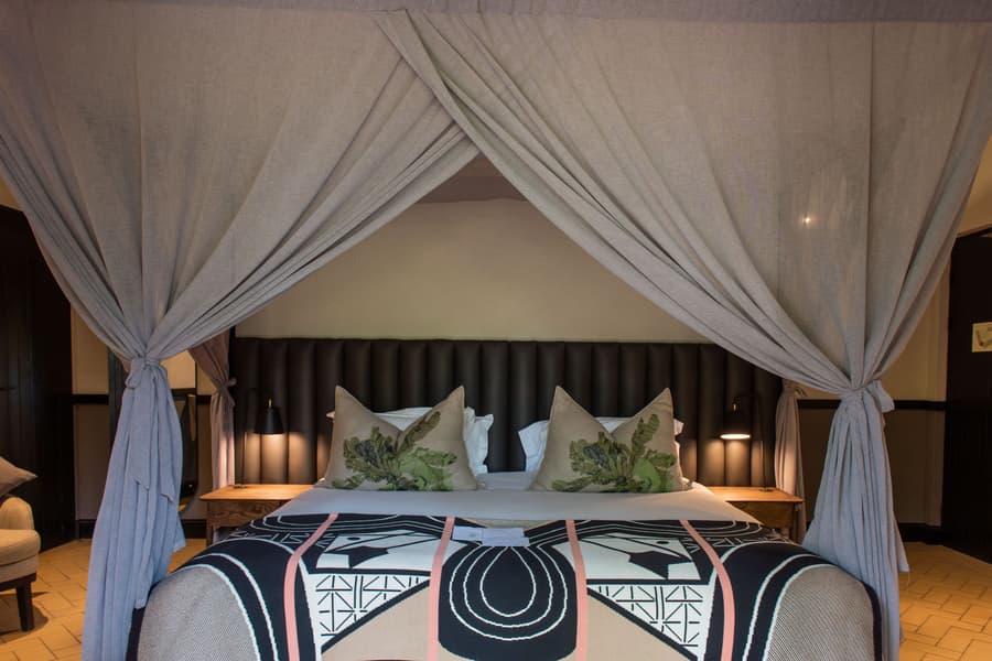 Kruger Shalati - Train on the Bridge and Garden Suites