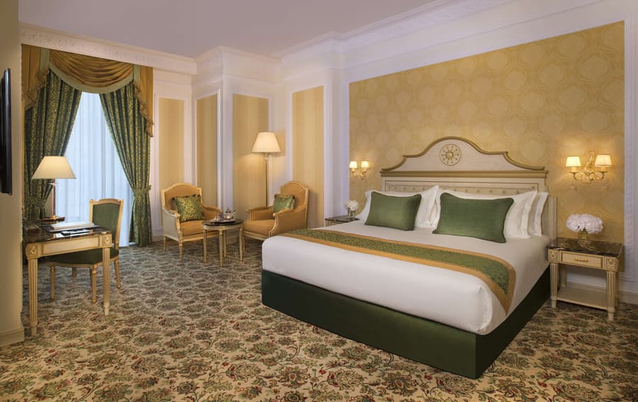 Royal Rose Hotel Abu Dhabi, Curio Collection by Hilton