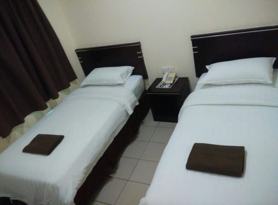 Hotel Traveller